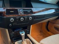 Gebraucht BMW 523 2007 Blau Limousine