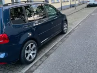 Gebraucht VW Touran 105 PS (77 kW) 2011 Blau Van / Kleinbus