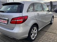 gebraucht Mercedes B200 /Shz/LED/PDC/Navi/Autom/Tempo/Leder/Assis/