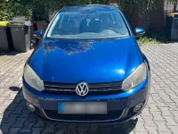 Gebraucht VW Golf VI 105 PS (77 kW) 2012 Blau Limousine