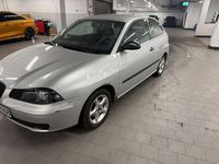 Gebraucht Seat Ibiza 75 PS (55 kW) 2004 Silber Kleinwagen