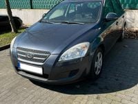 Gebraucht Kia Ceed 109 PS (80 kW) 2007 Grau Kleinwagen