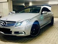 Gebraucht Mercedes E350 292 PS (214 kW) 2009 Silber Coupé
