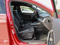 Gebraucht Audi A3 Comfort 150 PS (110 kW) 2025 Rot / progressivrot Limousine