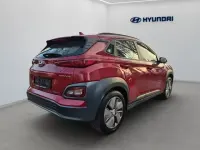 Gebraucht Hyundai Kona 100 kW (136 PS) 2019 Rot SUV