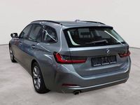 Gebraucht BMW 318 Shadowline 150 PS (110 kW) 2023 Grau Kombi