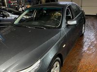 Gebraucht BMW 525 218 PS (160 kW) 2008 Grau Limousine