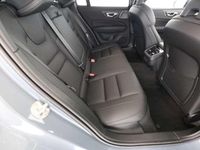Gebraucht Volvo V60 145 PS (106 kW) 2024 Kombi