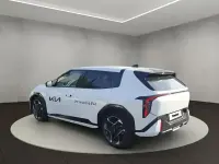 Gebraucht Kia EV4 150 kW (204 PS) 2025 Deluxeweiss met. Limousine