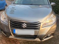 Gebraucht Suzuki SX4 120 PS (88 kW) 2015 Grau SUV