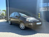 Gebraucht Fiat Punto More 69 PS (50 kW) 2012 Schwarz Kleinwagen