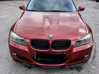 Gebraucht BMW 320 184 PS (135 kW) 2011 Rot Limousine