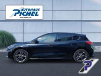 Gebraucht Ford Focus ST-Line 125 PS (91 kW) 2020 Schwarz(metallic) Limousine