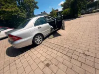 Gebraucht Mercedes C180 143 PS (105 kW) 2003 Silber Limousine