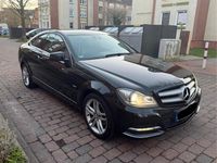 Gebraucht Mercedes C180 156 PS (114 kW) 2011 Schwarz Coupé