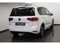 Gebraucht VW Touran 150 PS (110 kW) 2026 Weiß Van / Kleinbus