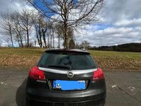 Gebraucht Opel Insignia Edition 160 PS (117 kW) 2012 Schwarz Kombi