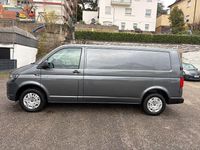Gebraucht VW Transporter 150 PS (110 kW) 2020 Grau Van