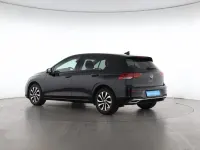 Gebraucht VW Golf VIII Active 150 PS (110 kW) 2021 Deep black perleffekt Kleinwagen