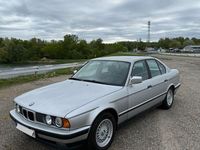 Gebraucht BMW 520 129 PS (94 kW) 1990 Silber Limousine
