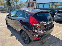 Gebraucht Ford Fiesta Titanium 90 PS (66 kW) 2009 Rot Kleinwagen