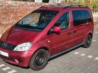 Gebraucht Mercedes Vaneo 102 PS (75 kW) 2003 Rot Van / Kleinbus