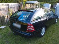Gebraucht Mercedes 220 150 PS (110 kW) 2005 Schwarz Kombi