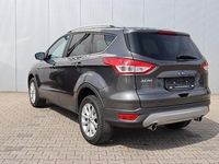 Gebraucht Ford Kuga Titanium 120 PS (88 kW) 2016 Grau SUV