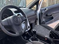 Usata Opel Corsa Edition 69 CV (50 kW) 2012 Bianco Utilitaria