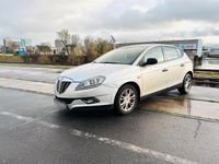 Gebraucht Lancia Delta 150 PS (110 kW) 2008 Silber Kleinwagen