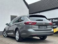 Second-hand Opel Insignia Dynamic 170 CP (125 kW) 2018 Gri Break