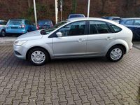 Gebraucht Ford Focus Style 90 PS (66 kW) 2009 Polarsilber metallic Limousine