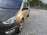 Gebraucht Ford Galaxy 163 PS (119 kW) 2012 Braun Van / Kleinbus