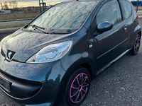 Gebraucht Peugeot 107 68 PS (50 kW) 2005 Grau Kleinwagen