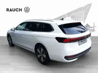 Gebraucht VW Passat Business 150 PS (110 kW) 2026 Weiß Kombi