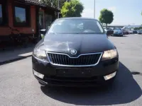 Gebraucht Skoda Rapid Ambition 105 PS (77 kW) 2014 Schwarz Kleinwagen