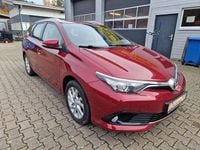 Gebraucht Toyota Auris Comfort 116 PS (85 kW) 2017 Ruby flare Kombi