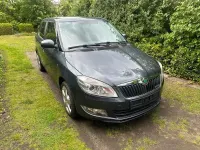Gebraucht Skoda Fabia Ambiente 90 PS (66 kW) 2014 Andere farben Limousine