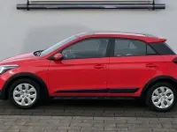 Gebraucht Hyundai i20 Active 101 PS (74 kW) 2019 Tomato red Kleinwagen