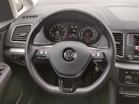 Gebraucht VW Sharan Comfortline 150 PS (110 kW) 2022 Pure white Van / Kleinbus