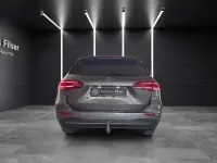 Gebraucht Mercedes B180 Style 136 PS (100 kW) 2021 Grau Kleinwagen