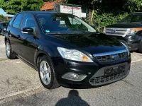 Gebraucht Ford Focus Style 101 PS (74 kW) 2010 Schwarz Limousine