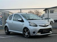 Gebraucht Toyota Aygo Cool 68 PS (50 kW) 2013 Silber Kleinwagen