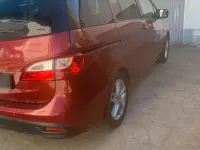 Gebraucht Mazda 5 116 PS (85 kW) 2011 Rot Van / Kleinbus