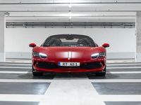 Second-hand Ferrari 296 829 CP (609 kW) 2023 Roșu Cabrio