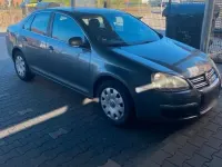Gebraucht VW Jetta 116 PS (85 kW) 2007 Grau Limousine
