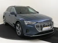 Gebraucht Audi e-tron Advanced Plus 300 kW (408 PS) 2018 Galaxisblau metallic SUV