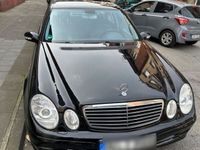gebraucht Mercedes E240 4MATIC AVANTGARDE Avantgarde