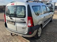 Gebraucht Dacia Logan Lauréate 105 PS (77 kW) 2009 Grau Kombi