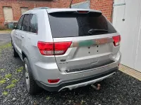 Gebraucht Jeep Grand Cherokee 241 PS (177 kW) 2013 Silber SUV